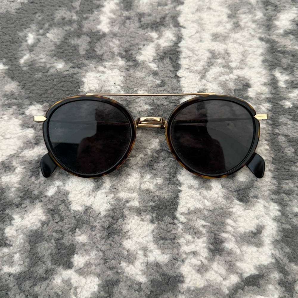 Stylish Gold and Brown Sunglasses